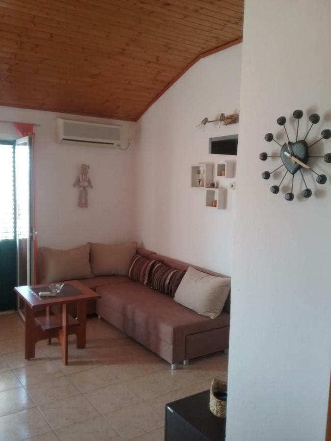 Apartman "Rosa" Vodice Exteriör bild